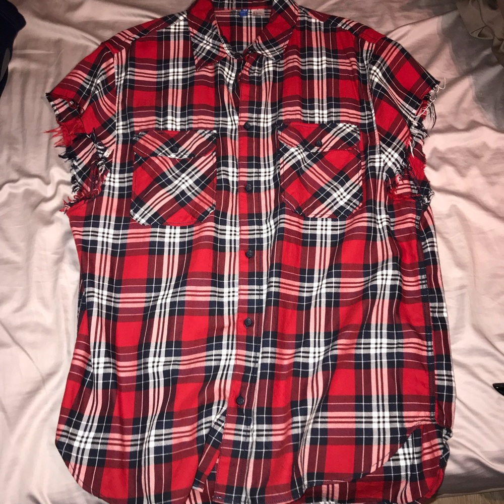 Plaid cut off shirt